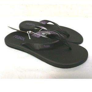 NEW Size 6 Flojos Women's Flip Flop